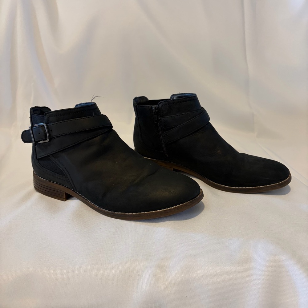 Clark’s Women’s Black Leather Boots
